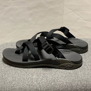 Chaco Black Slip On Thong Toe Sandal 10